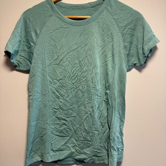 Old Navy Fluid Seamless Fitted T-Shirt Large Luminous Blue - Picture 2 of 3